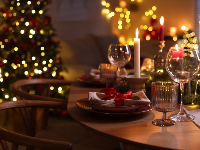 Crafting the Festive Table